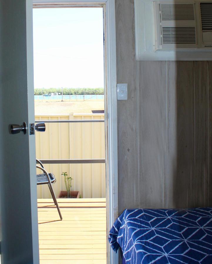 Matildas End Holiday Units Karumba Exteriör bild